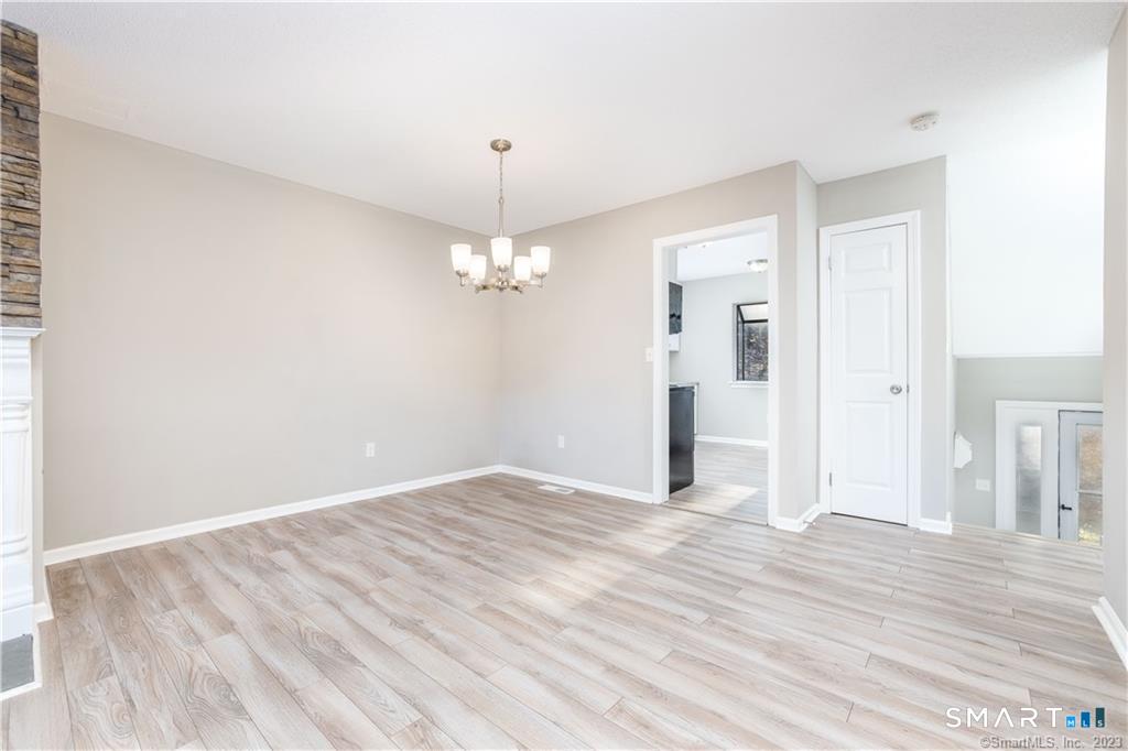 266 Conestoga Way Glastonbury CT 06033