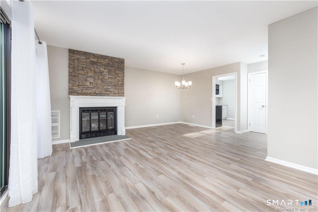 266 Conestoga Way Glastonbury CT 06033