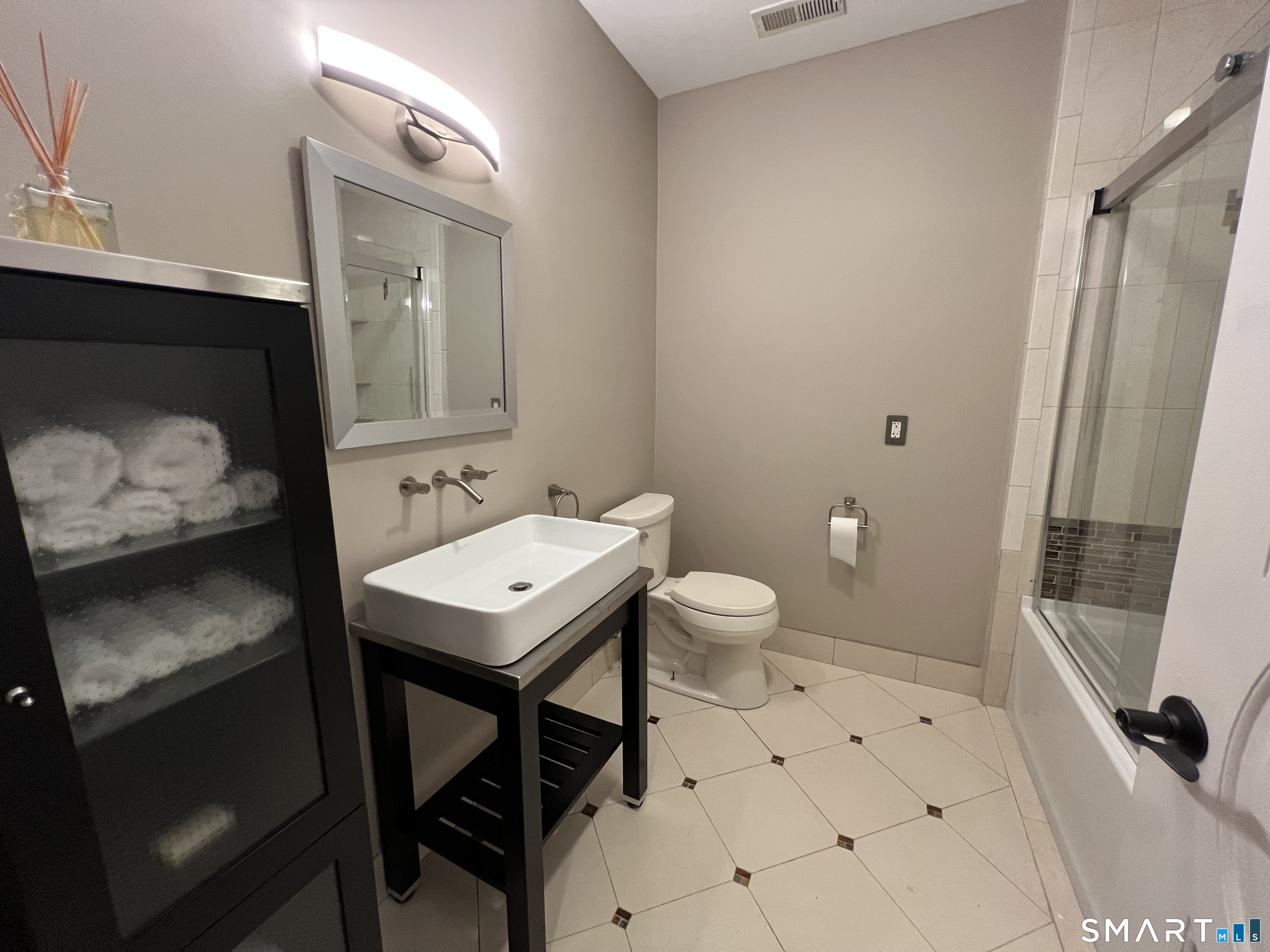 9 River Street Milford CT 06460