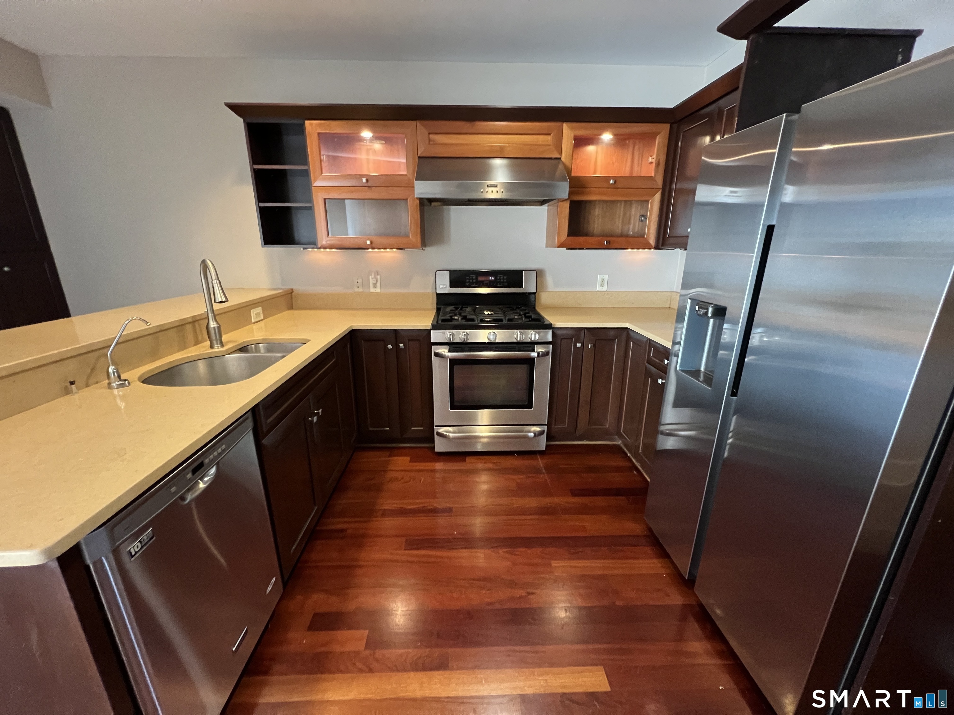 9 River Street Milford CT 06460