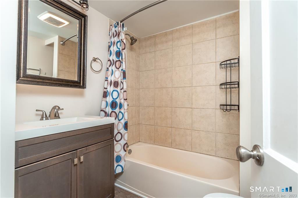 502 Stearns Street Killingly CT 56325