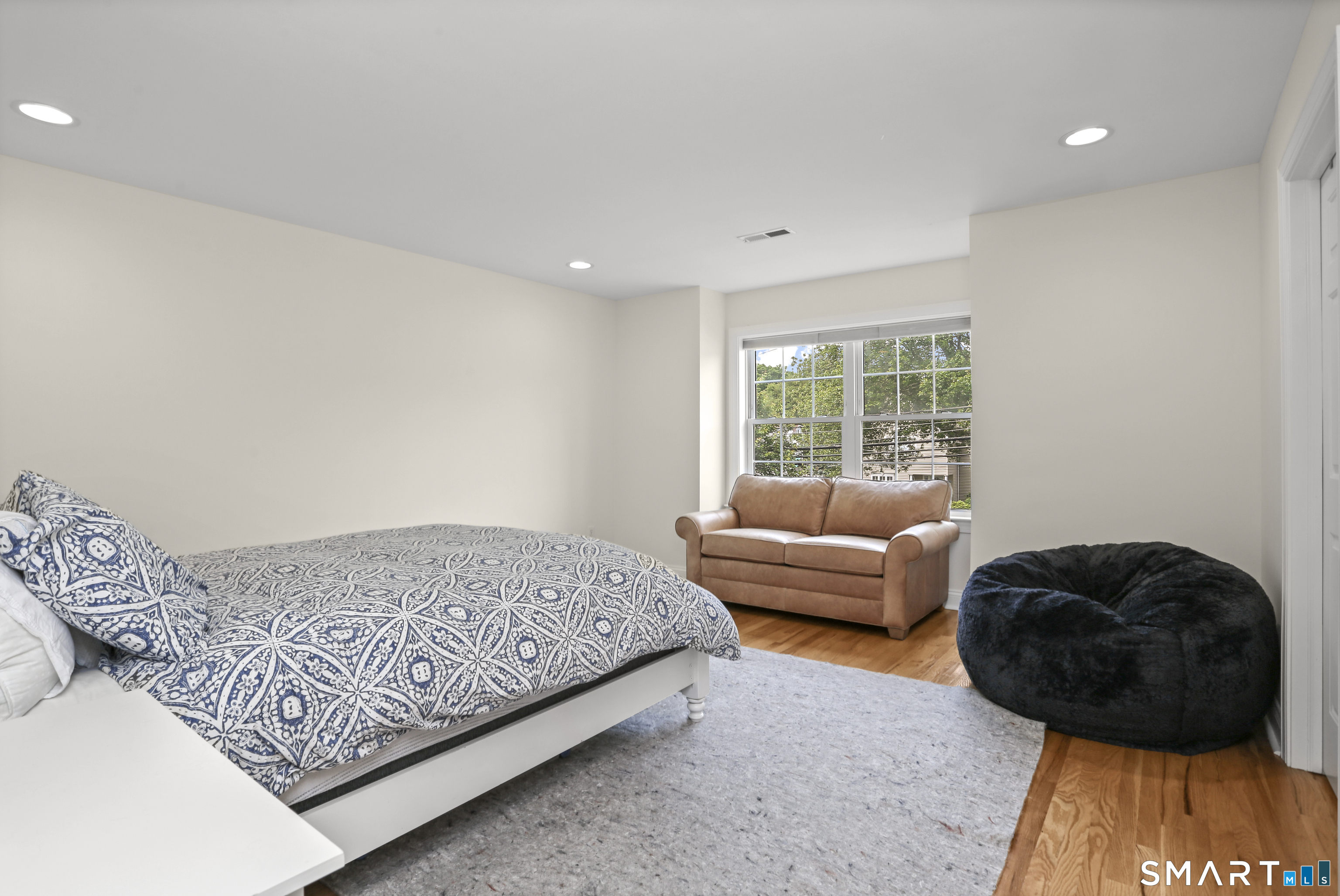 601 South Pine Creek Road Fairfield CT 06824