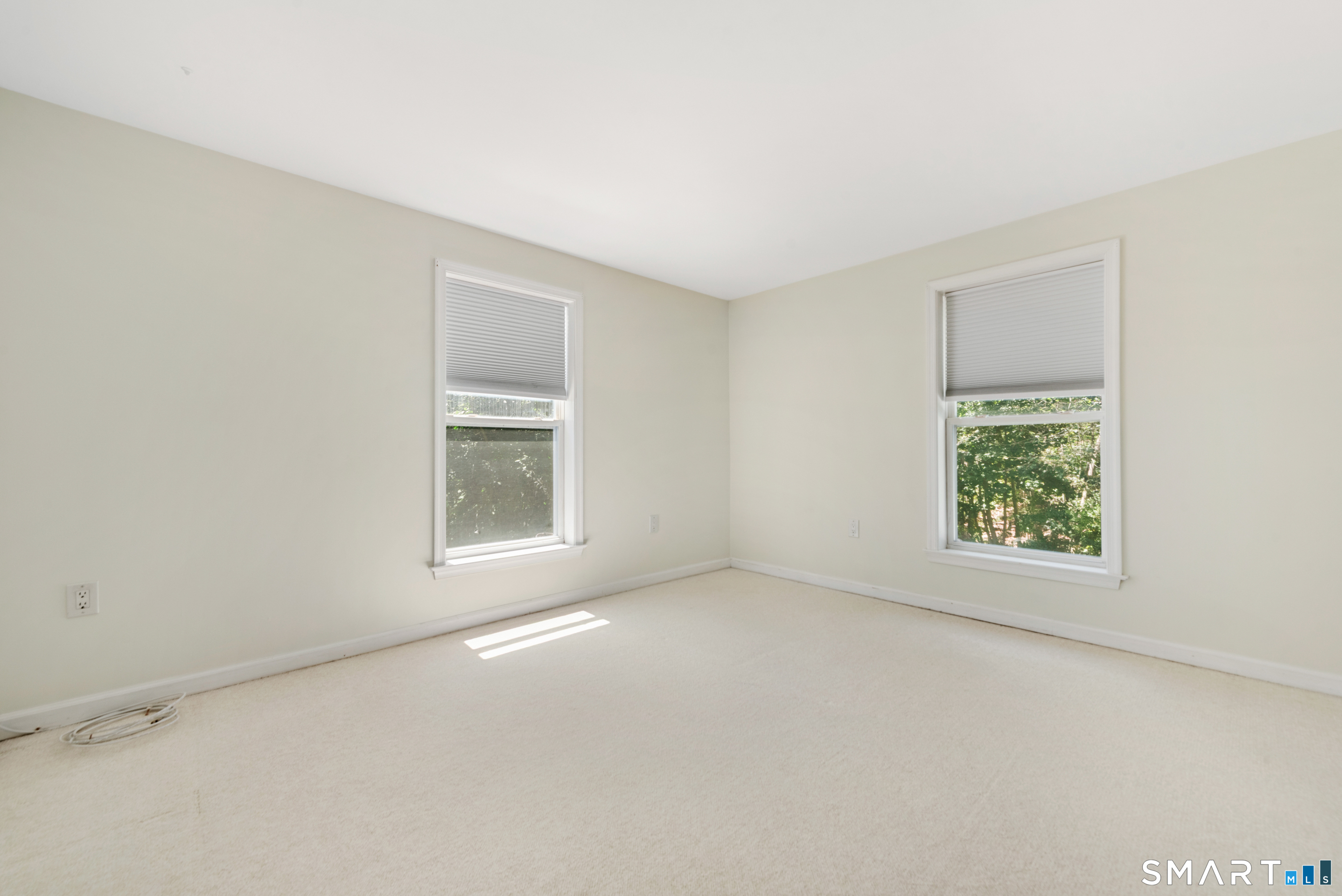 15 Blue Ridge Lane North Haven CT 06473