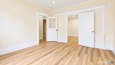17 Bond Street Hartford CT 06114