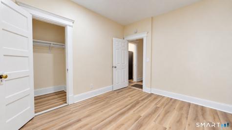 17 Bond Street Hartford CT 06114