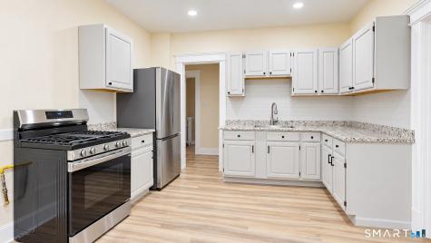 17 Bond Street Hartford CT 06114