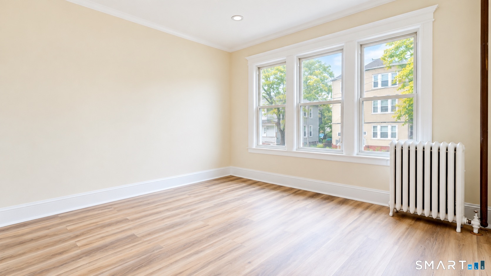 17 Bond Street Hartford CT 06114