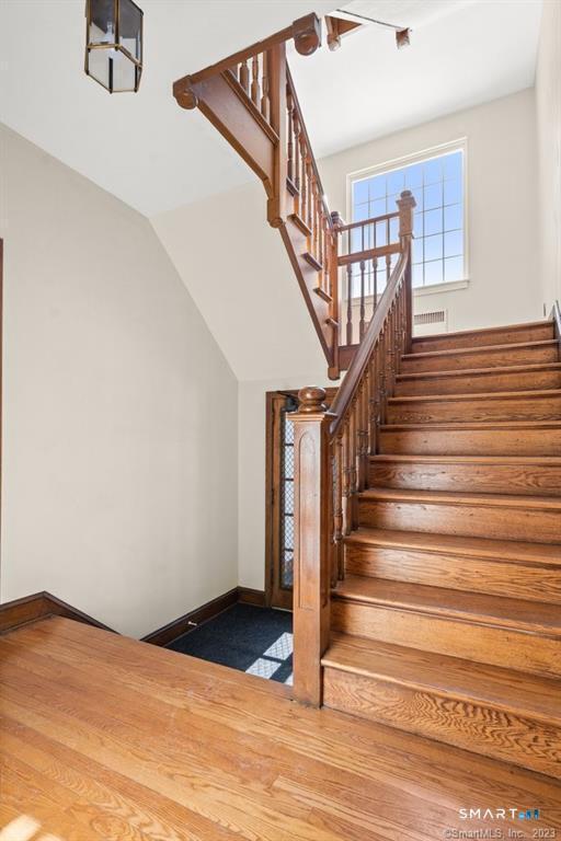 684 Farmington Avenue West Hartford CT 06119