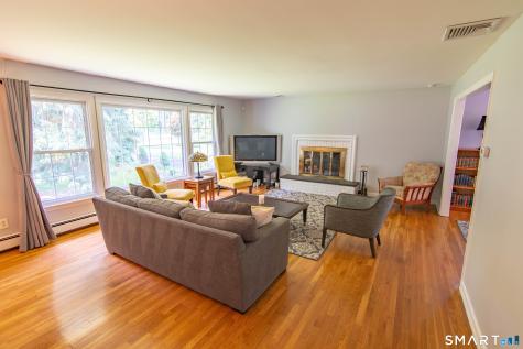 113 Dogwood Lane Stamford CT 06903