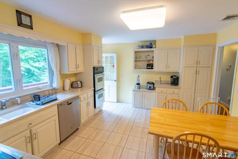 113 Dogwood Lane Stamford CT 06903