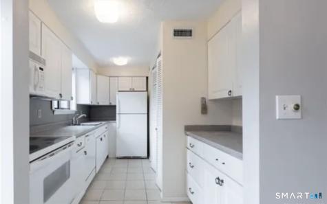 70 Mohawk Trail Guilford CT 06547