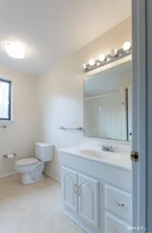 70 Mohawk Trail Guilford CT 06547