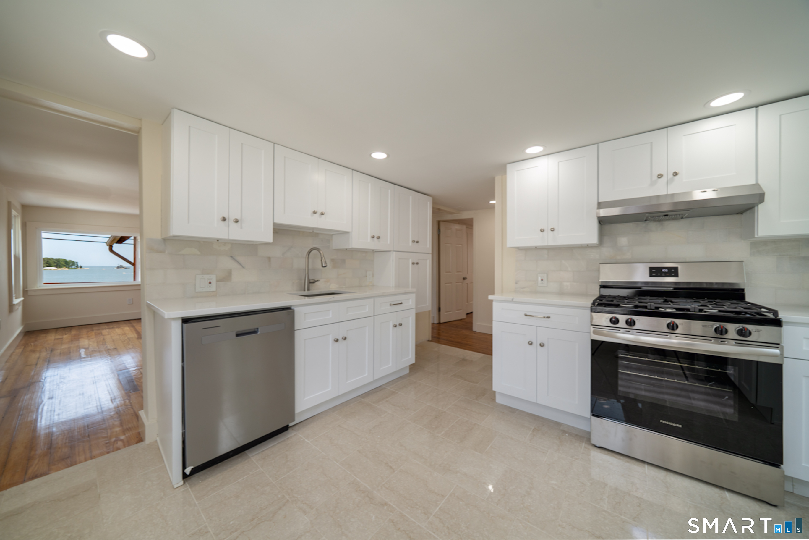 198-200 Shore Drive Branford CT 06405