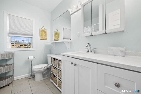 116 College Place Fairfield CT 06824
