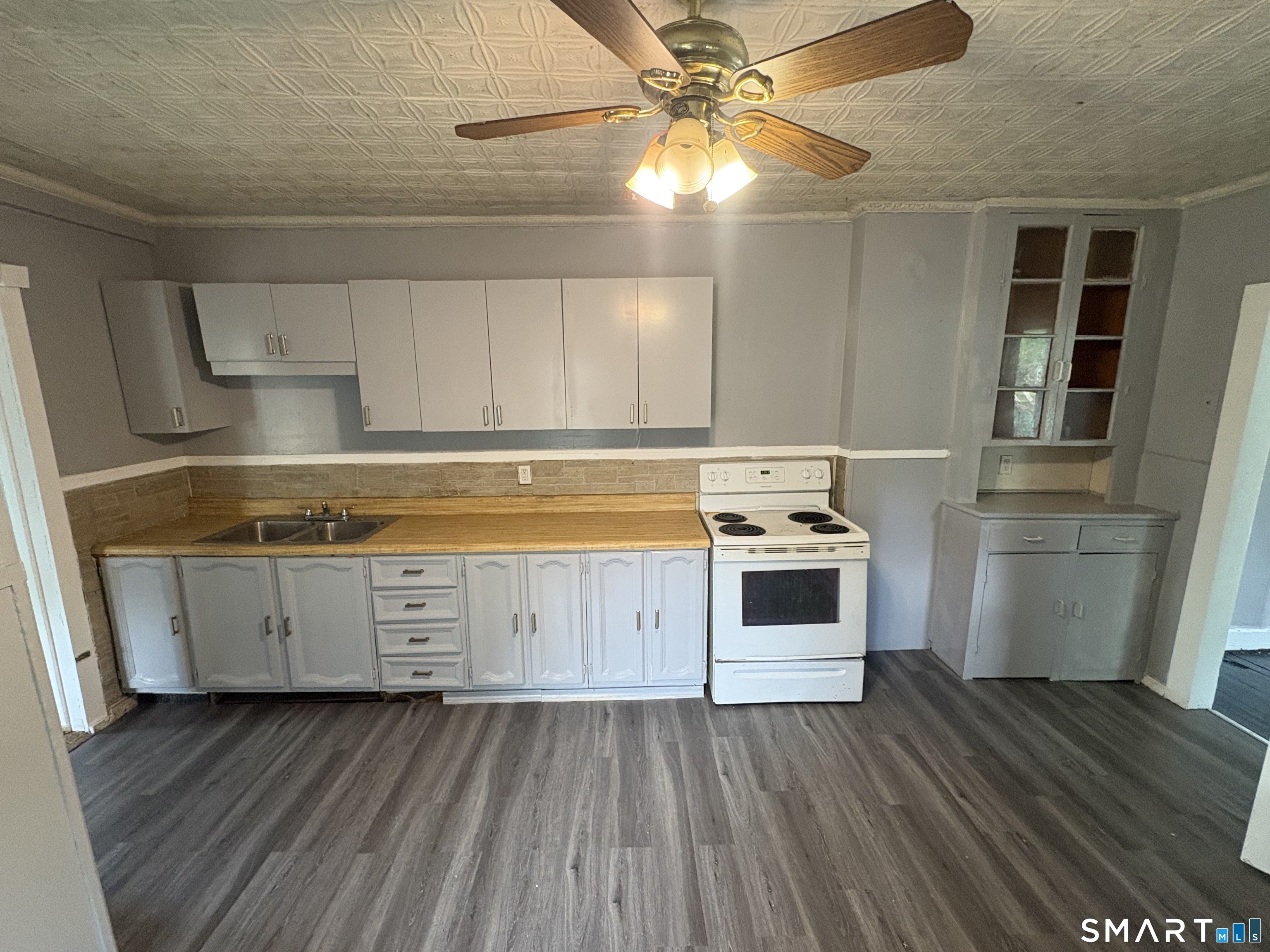 17 Hawthorne Terrace Torrington CT 06790