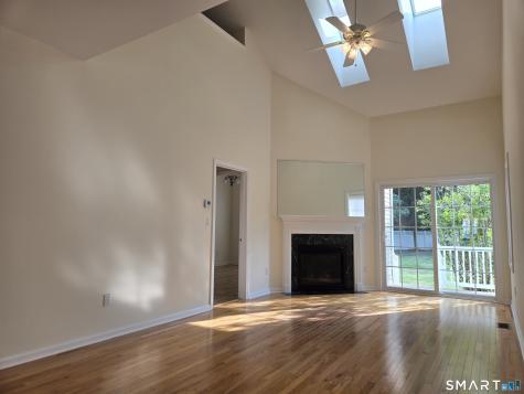 511 Elm Street North Haven CT 06473