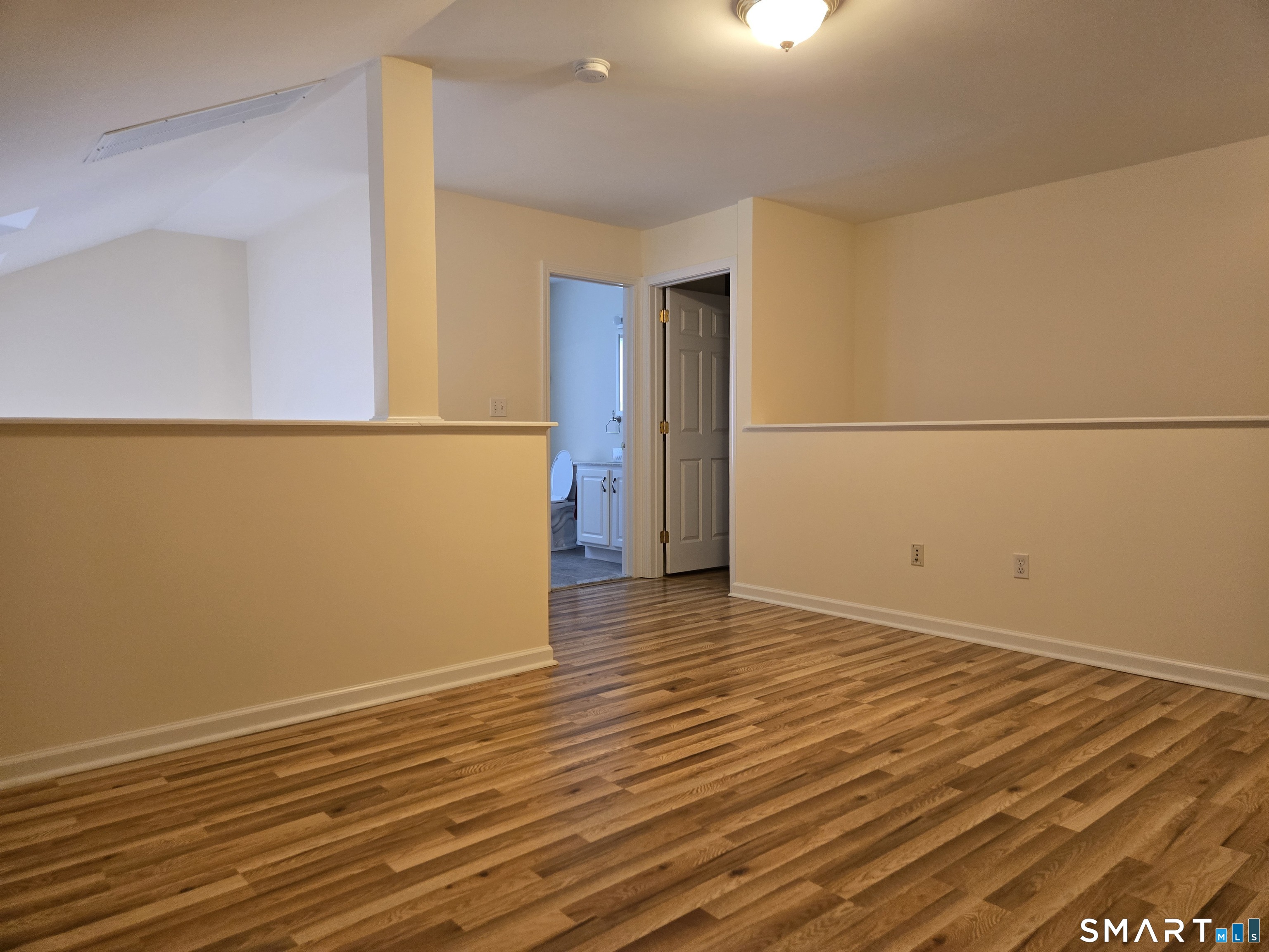 511 Elm Street North Haven CT 06473