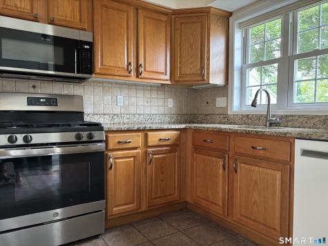511 Elm Street North Haven CT 06473