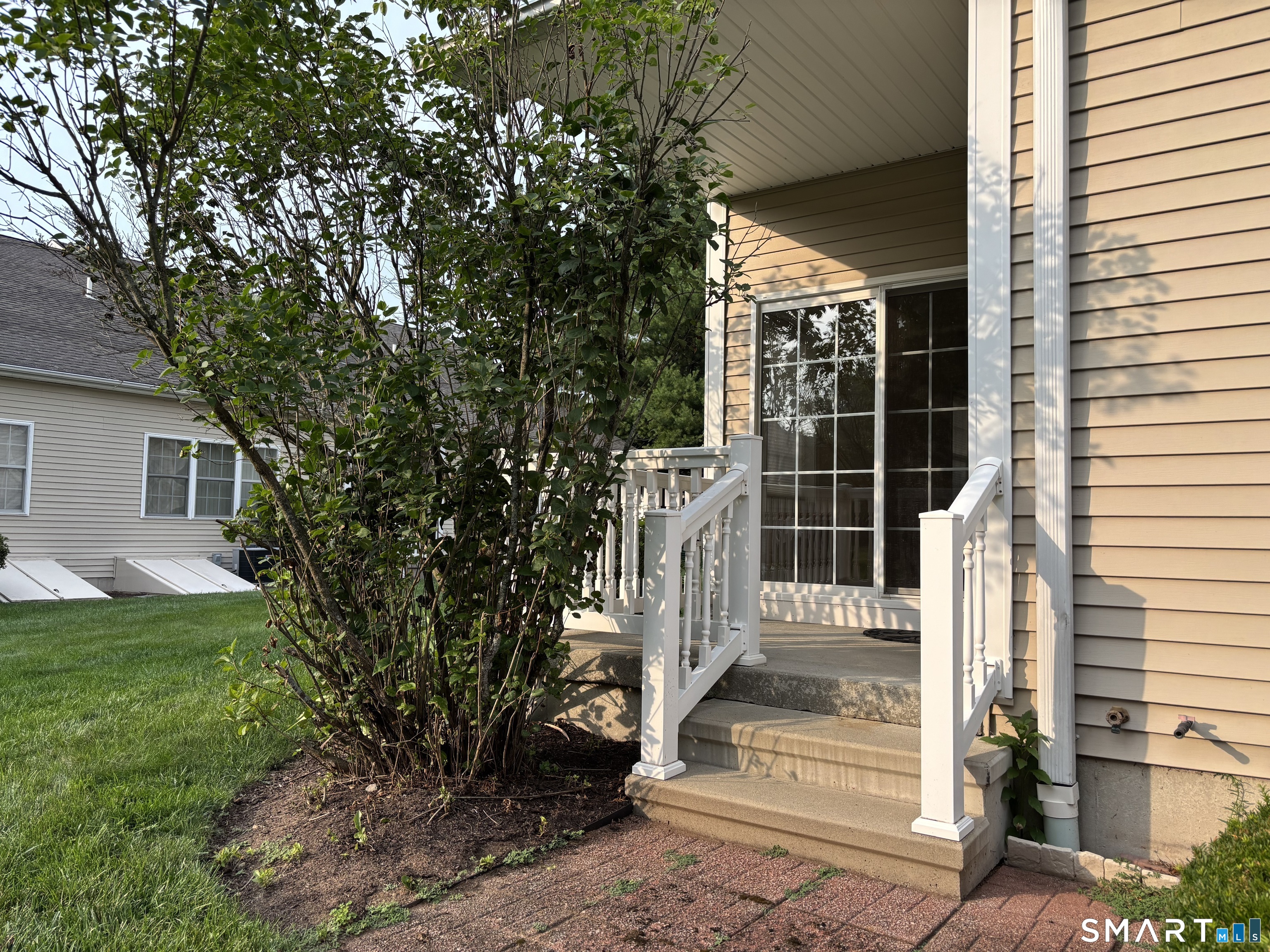 511 Elm Street North Haven CT 06473