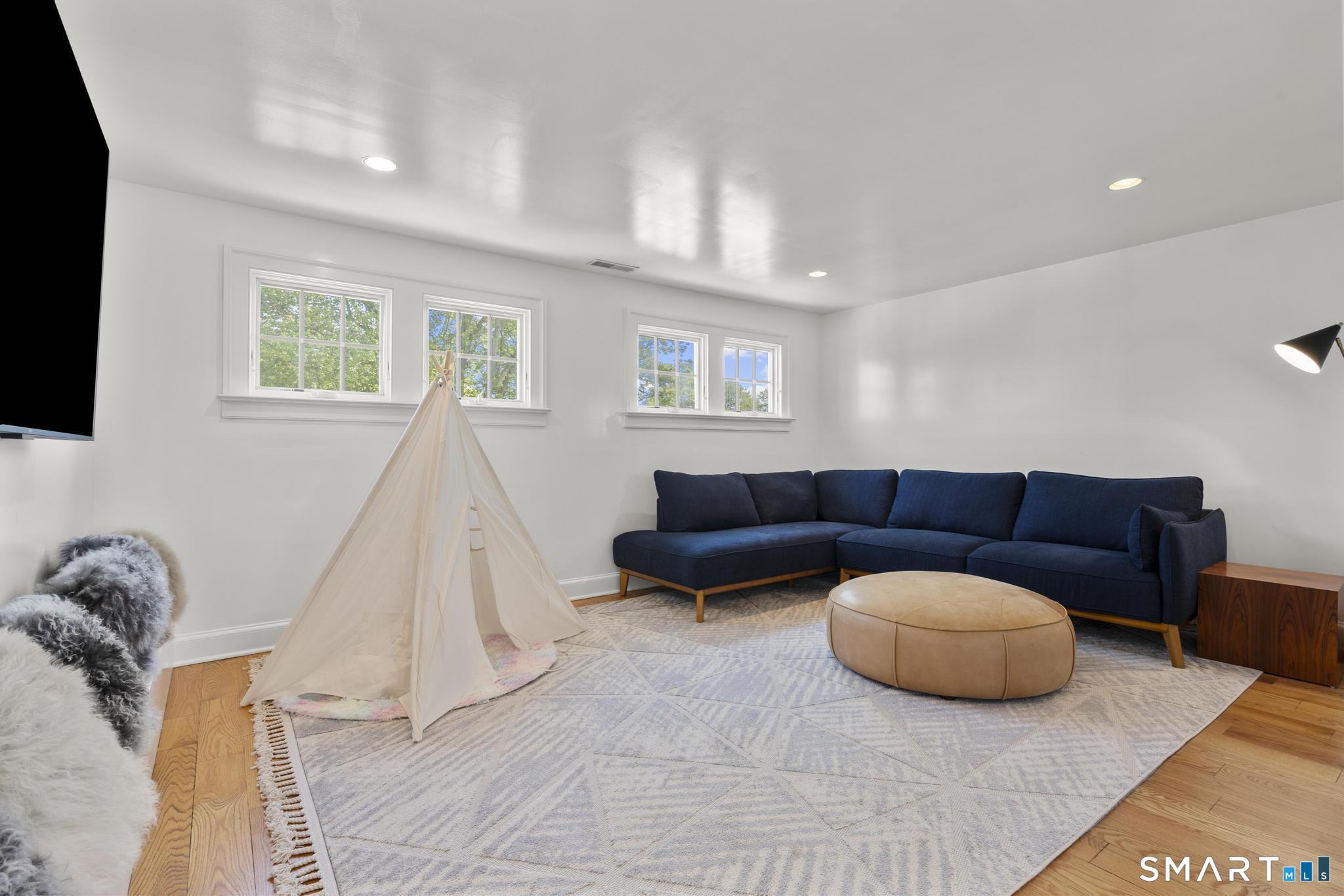 275 Lalley Boulevard Fairfield CT 06824