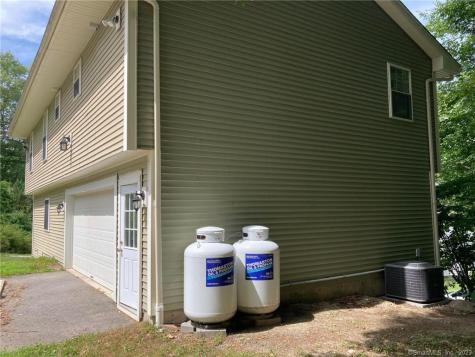 574 Torrington Road Litchfield CT 06759