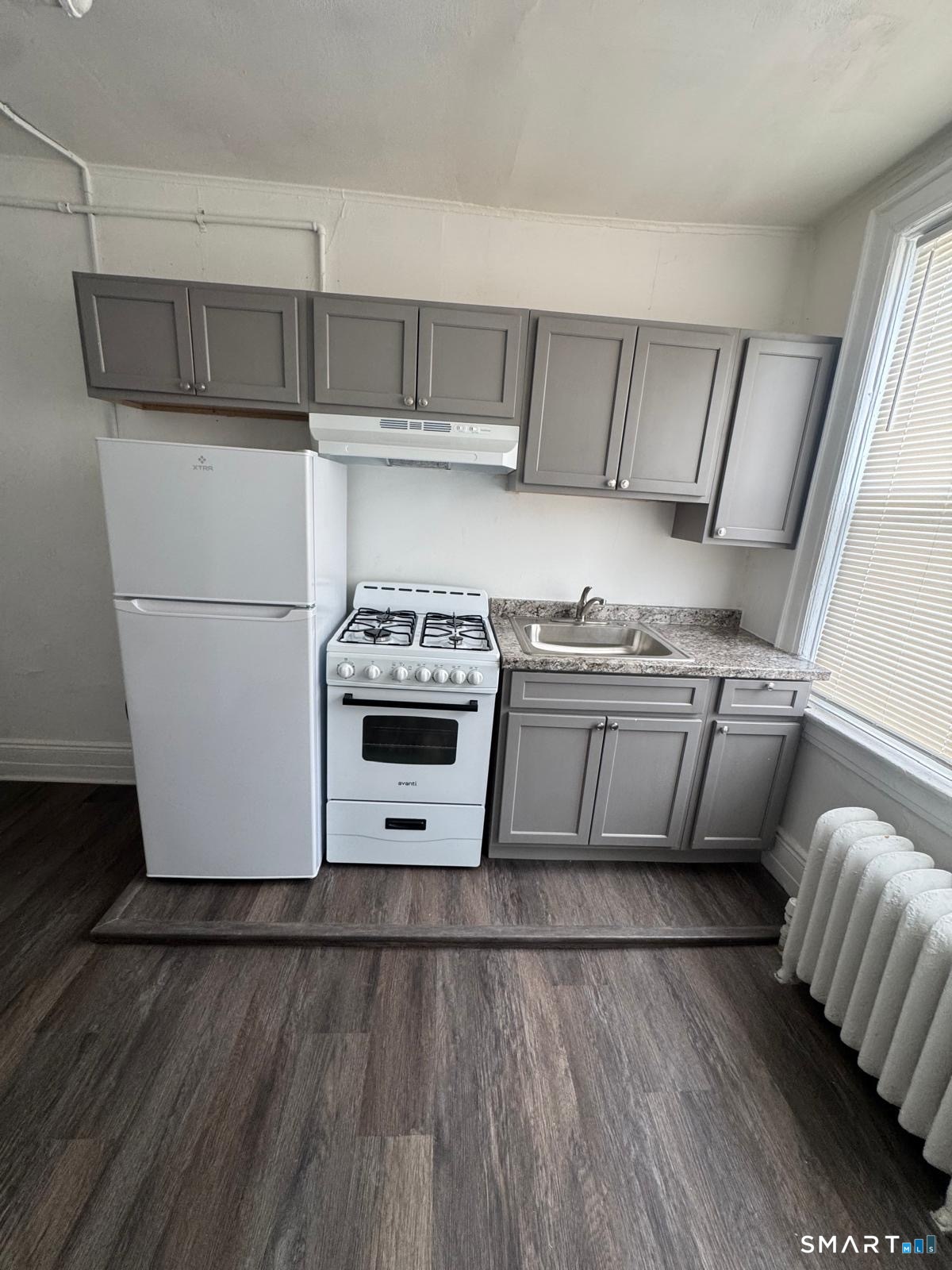 86 Pequonnock Street Bridgeport CT 06604