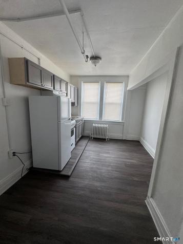 86 Pequonnock Street Bridgeport CT 06604
