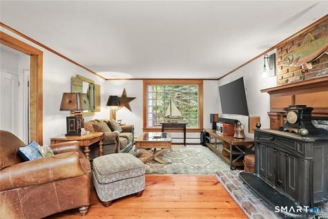47 Hollow Tree Ridge Road Darien CT 06820