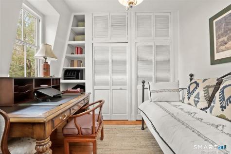 47 Hollow Tree Ridge Road Darien CT 06820