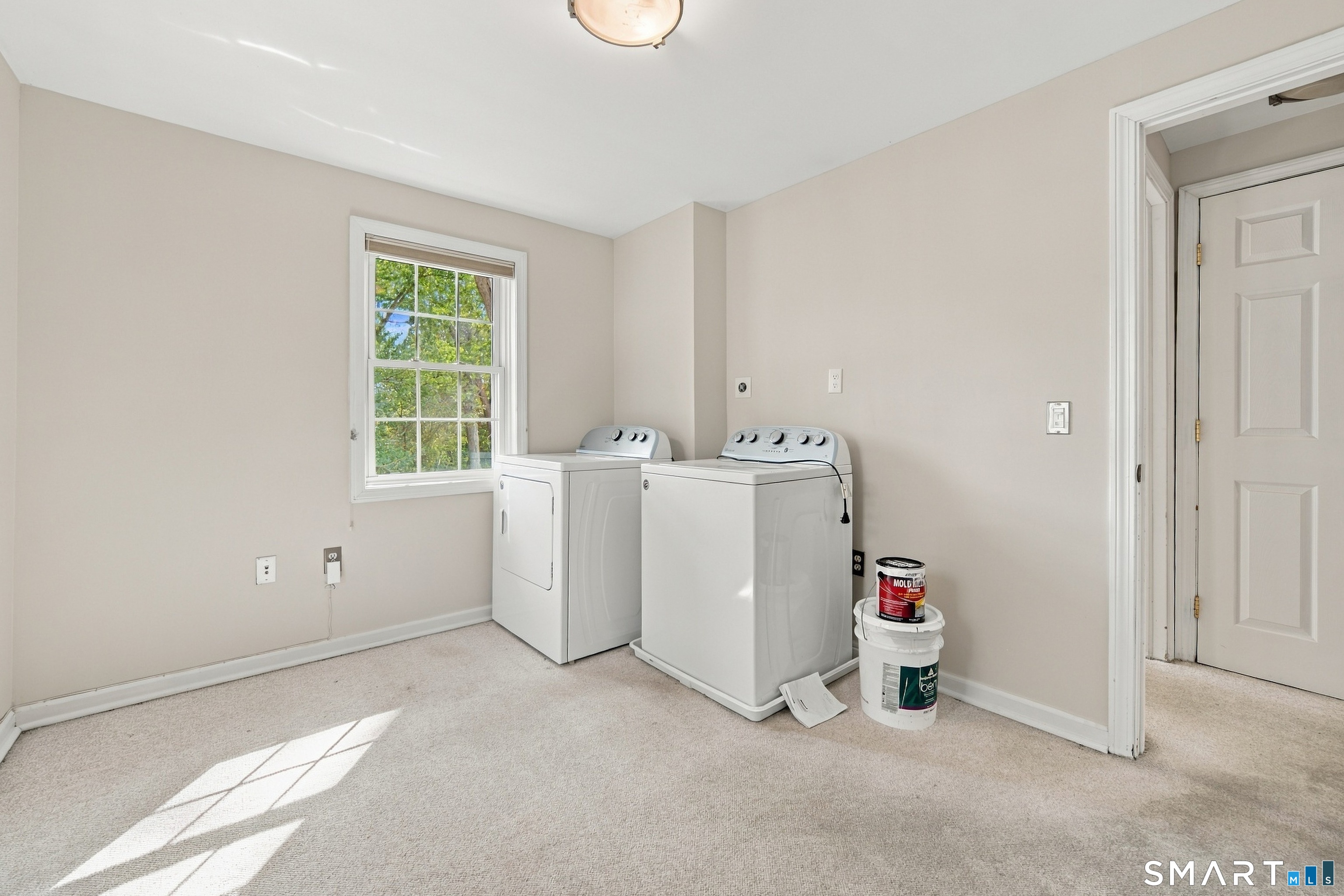 146 Main Street Somers CT 06071
