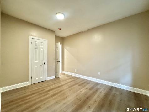 1248 North Main Street Waterbury CT 06704