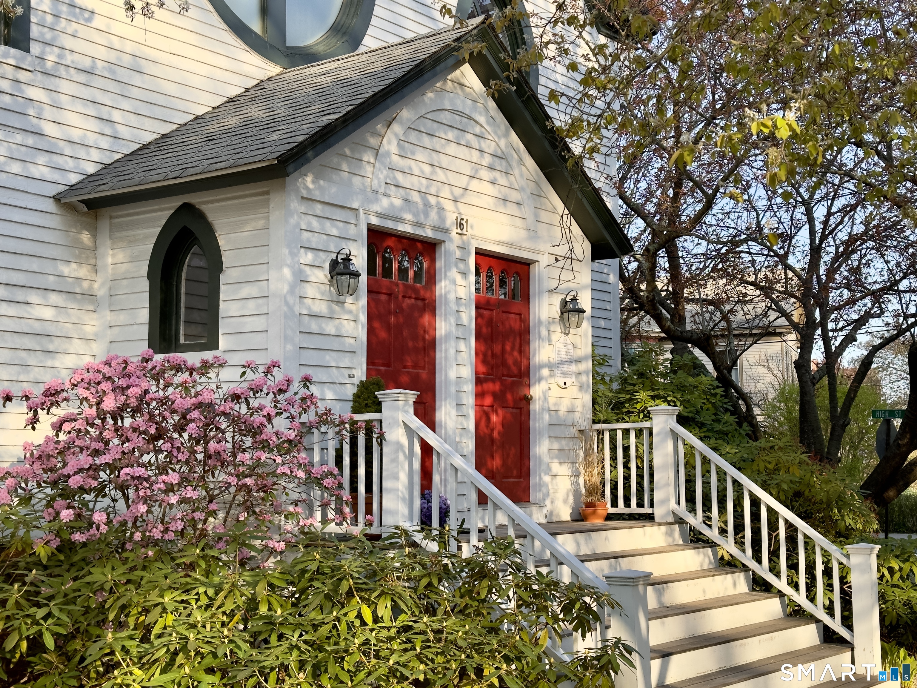 161 Whitfield Street Guilford CT 06437