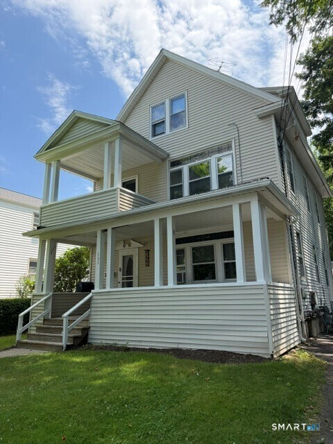 808 Mill Plain Road Fairfield CT 06824