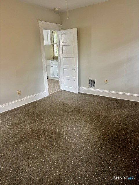 808 Mill Plain Road Fairfield CT 06824