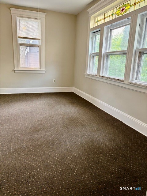 808 Mill Plain Road Fairfield CT 06824