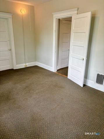 808 Mill Plain Road Fairfield CT 06824
