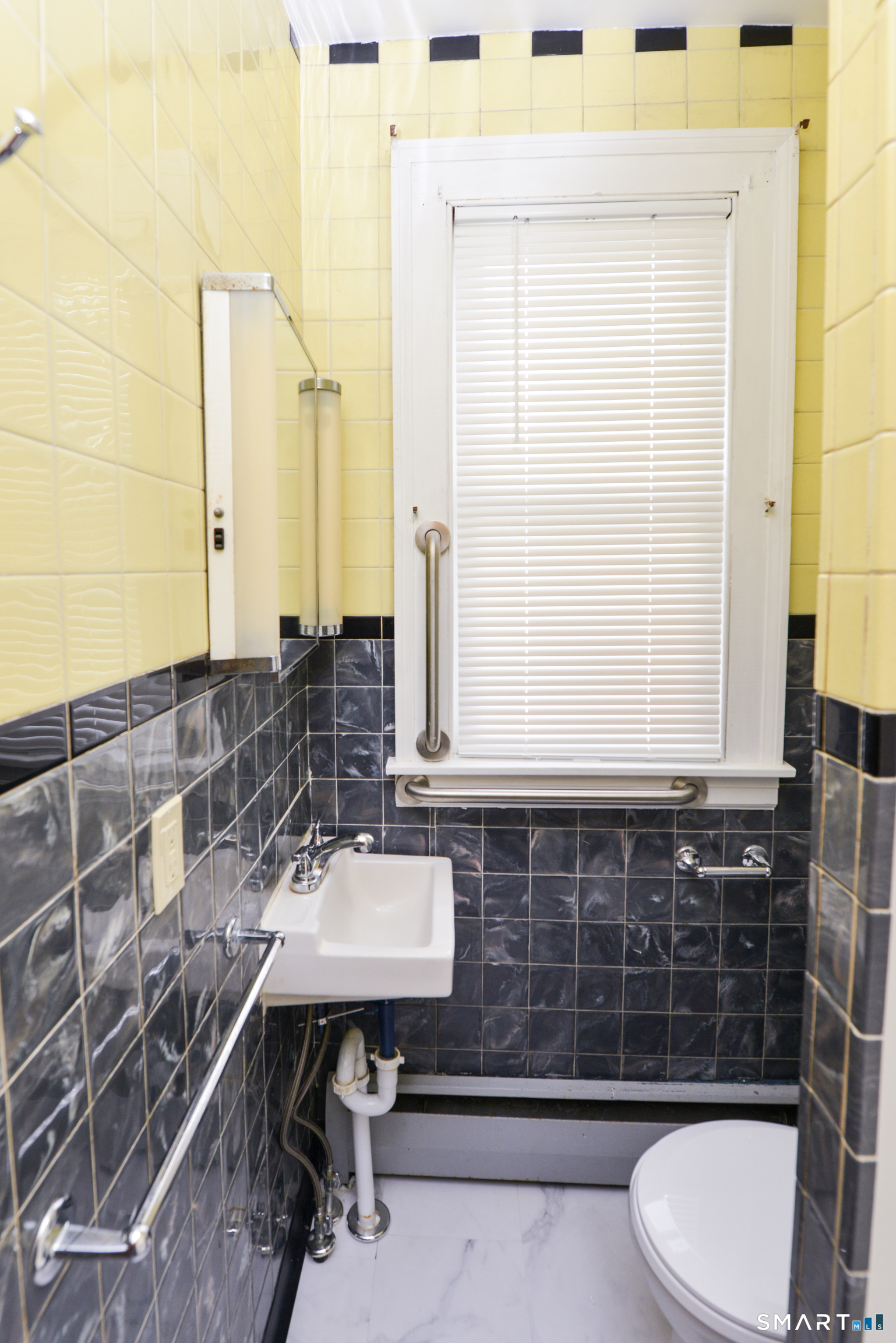 33 Zipp Avenue Bristol CT 06010