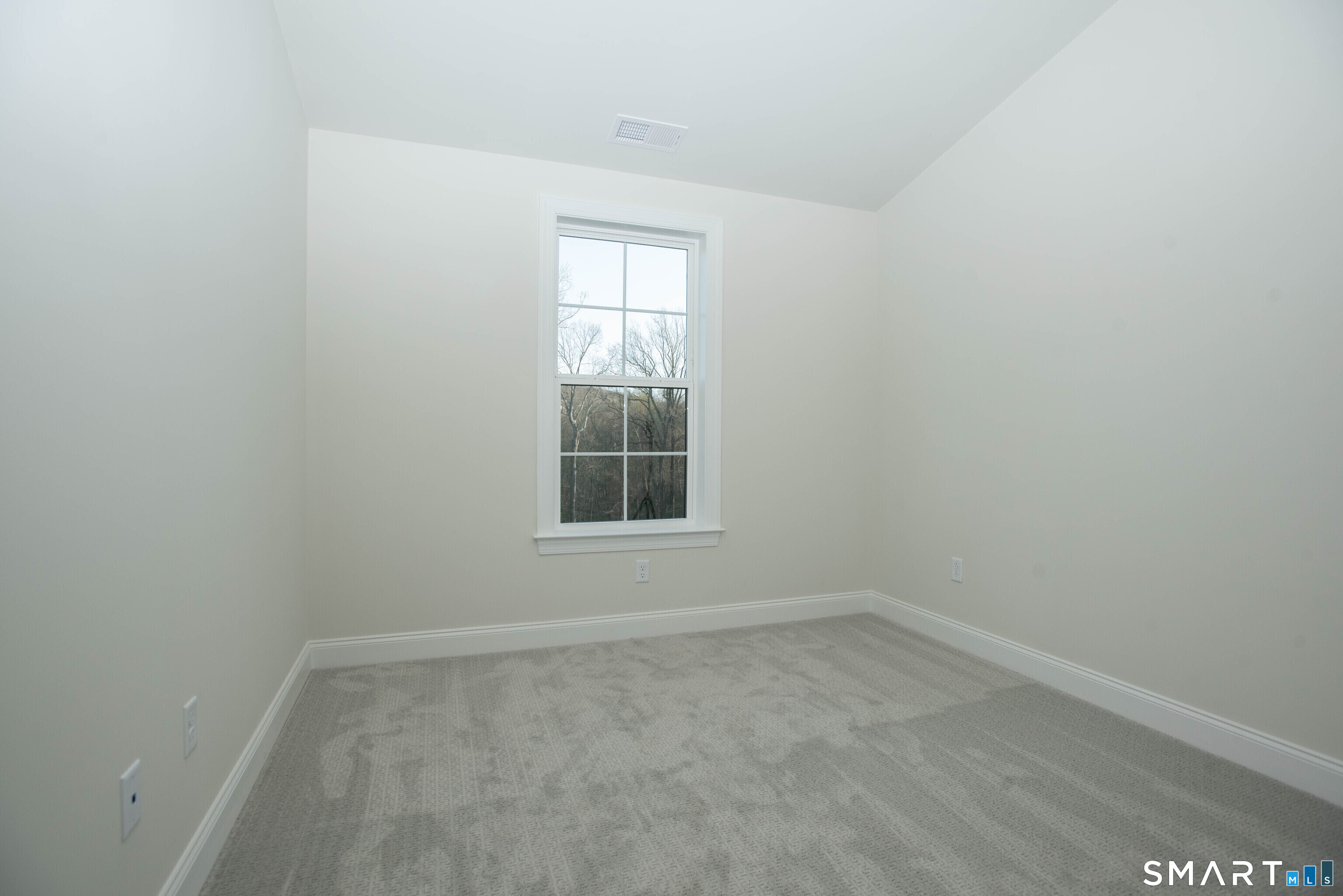 71 Brentwood Circle Danbury CT 06810