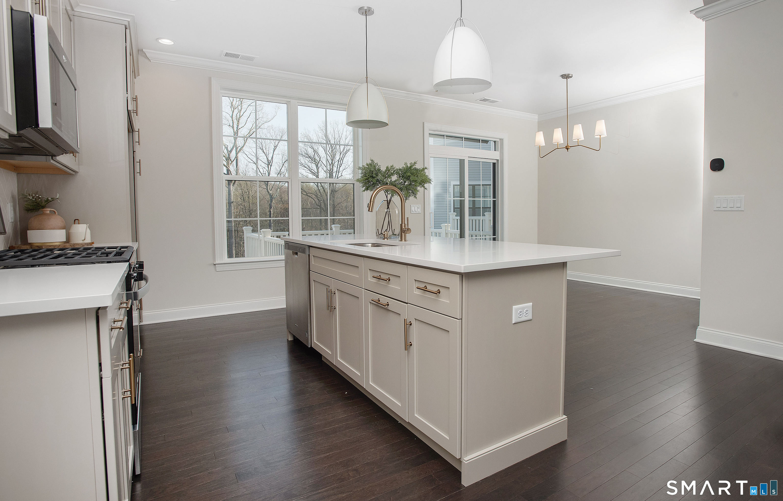 71 Brentwood Circle Danbury CT 06810