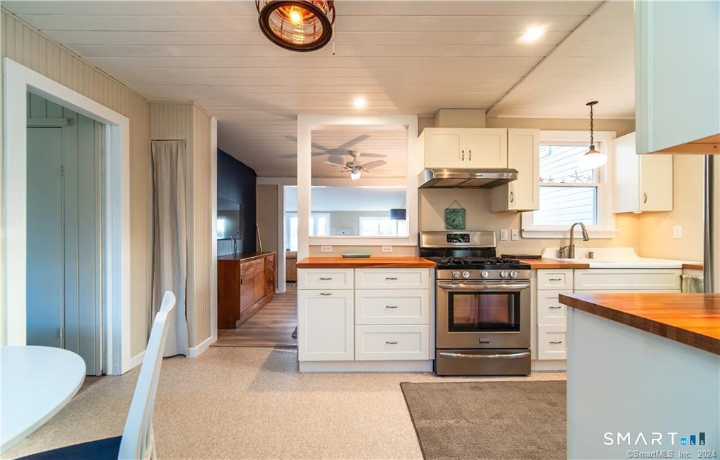 99 Great Harbor Road Guilford CT 06437