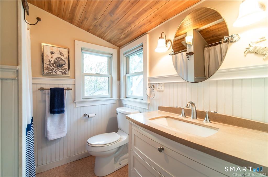 99 Great Harbor Road Guilford CT 06437