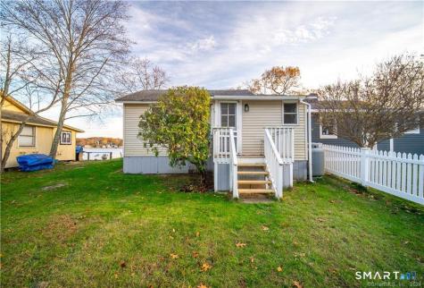 99 Great Harbor Road Guilford CT 06437