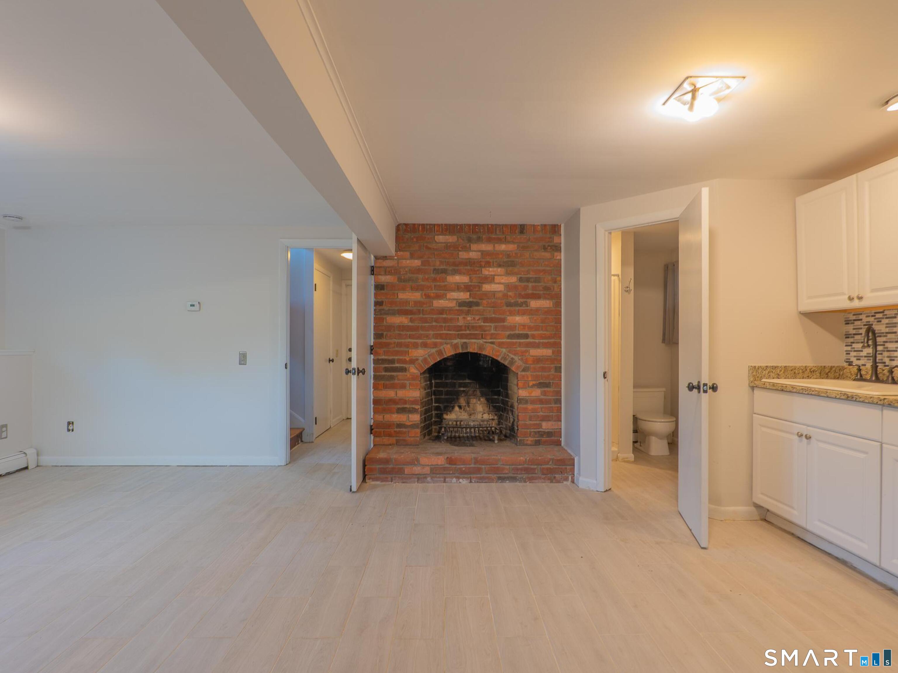 45 Riverside Road Newtown CT 06482