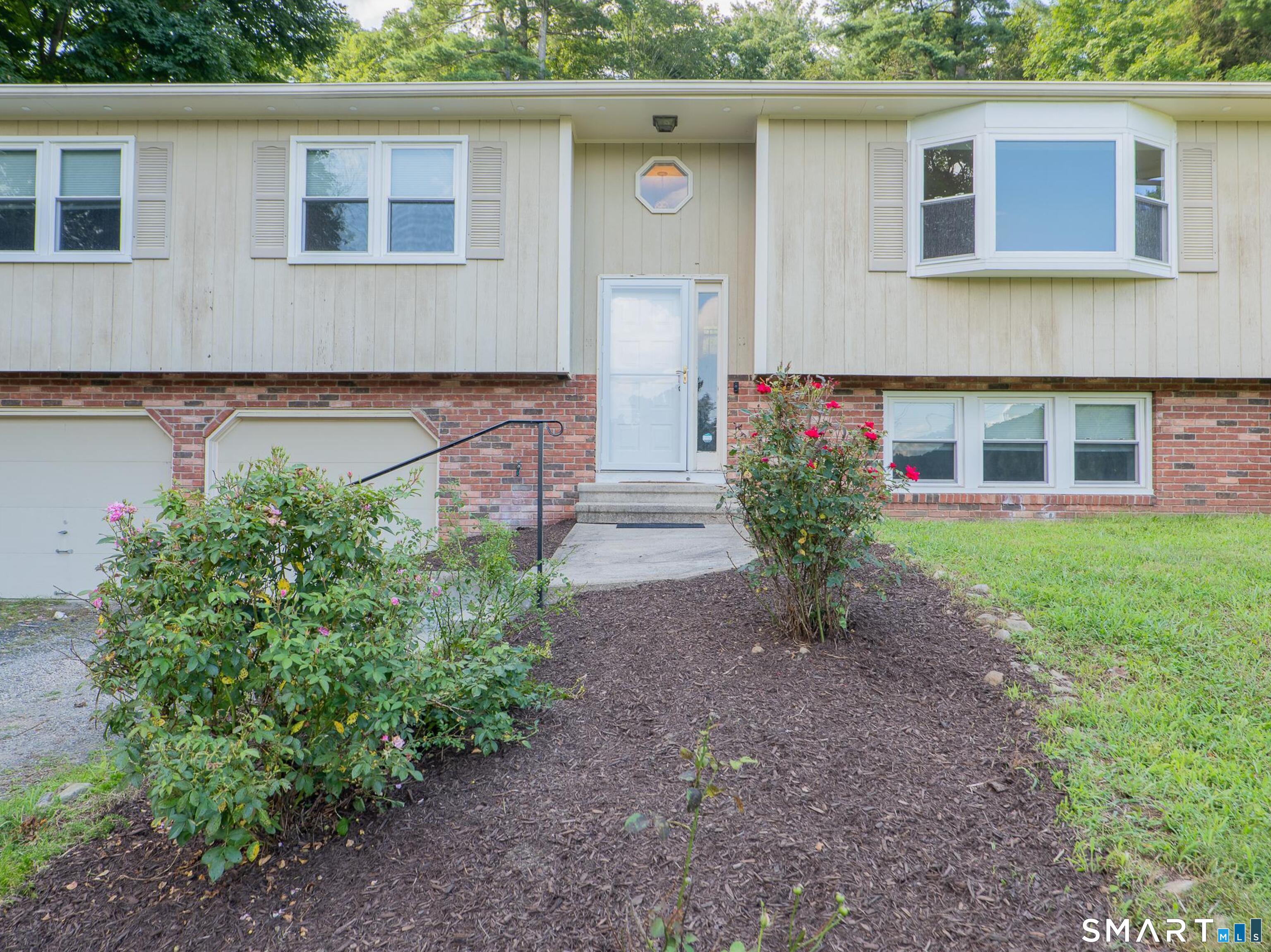 45 Riverside Road Newtown CT 06482