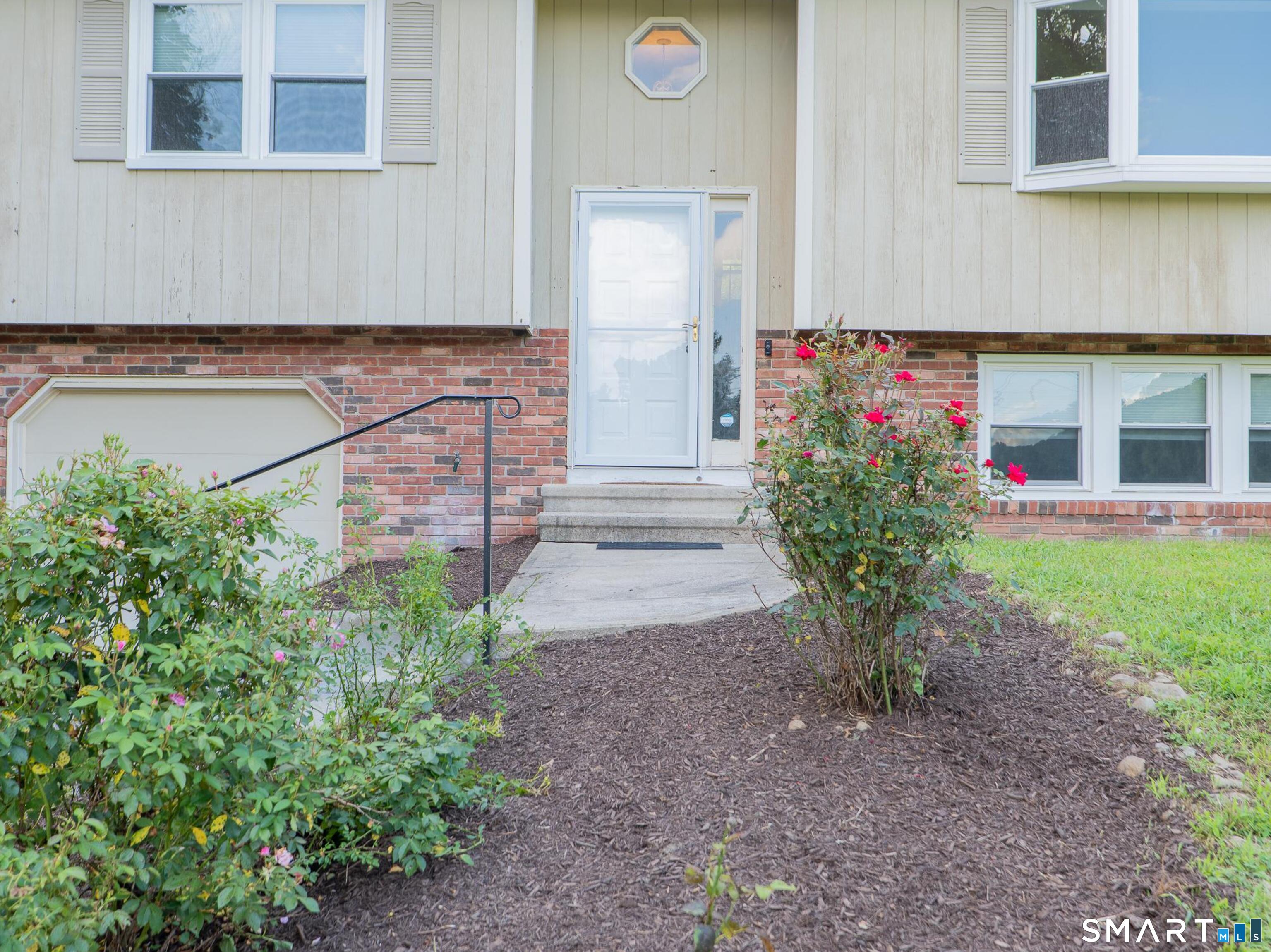 45 Riverside Road Newtown CT 06482