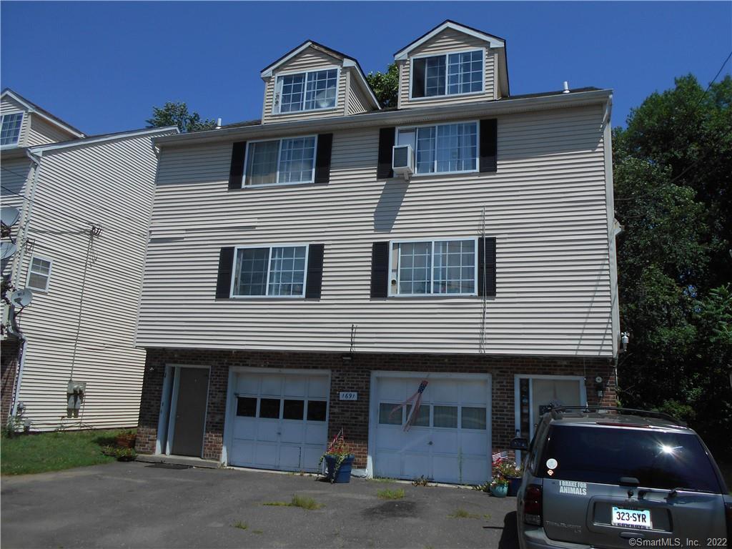 1691 Litchfield Turnpike Woodbridge CT 06525