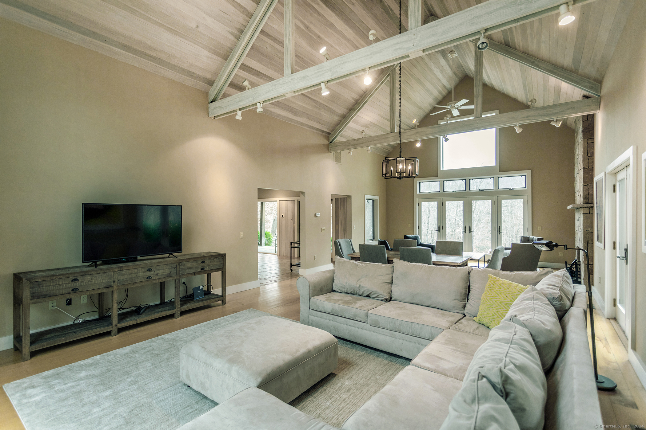 8 River Bend Lane Sherman CT 06784