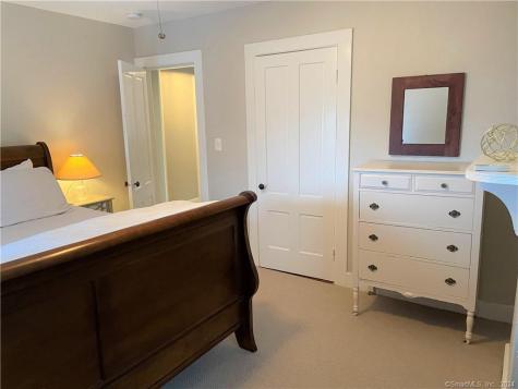 51 Front Street Groton CT 06340