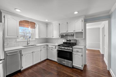 10 Greenacres Avenue West Hartford CT 06107