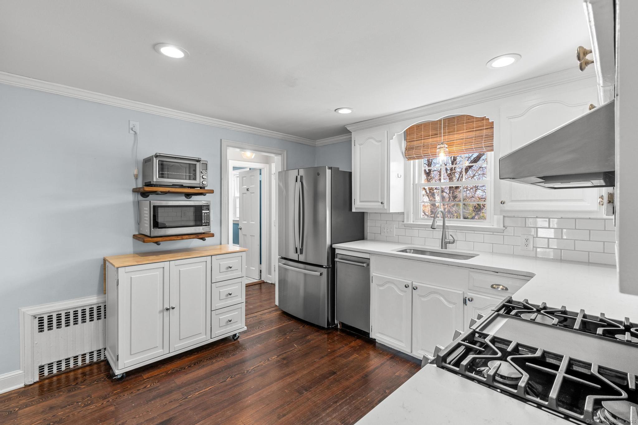 10 Greenacres Avenue West Hartford CT 06107